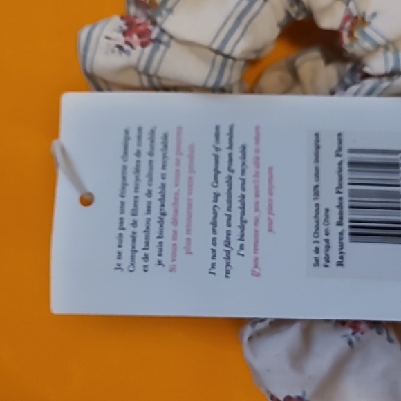 Nwt! Sezane trio of scrunchies - Picture 7 of 9